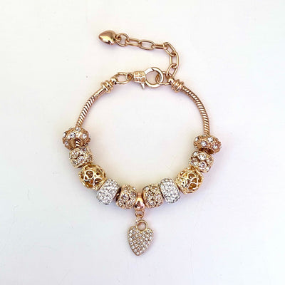 Aestify™ Luxe Crystal Heart Charm Bracelet – 18K Gold Tone