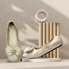 Aestify Women’s Soft Ballet Flats with Bow Detail – Elegant Cream Foldable Slip-On Shoes for Everyday Comfort