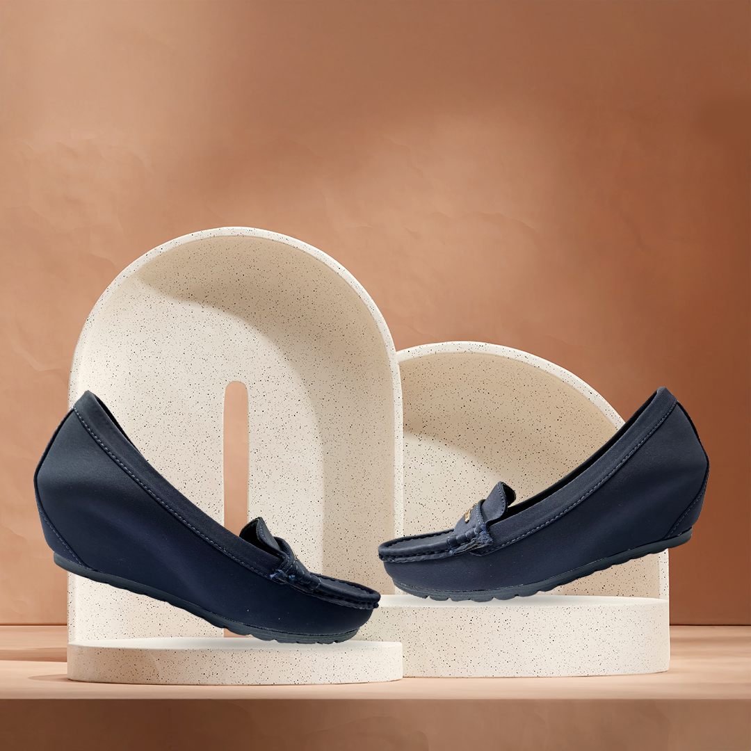 Aestify Women’s Navy Blue Loafers with Gold Accent – Slip-On Comfort Driving Flats for Daily Wear