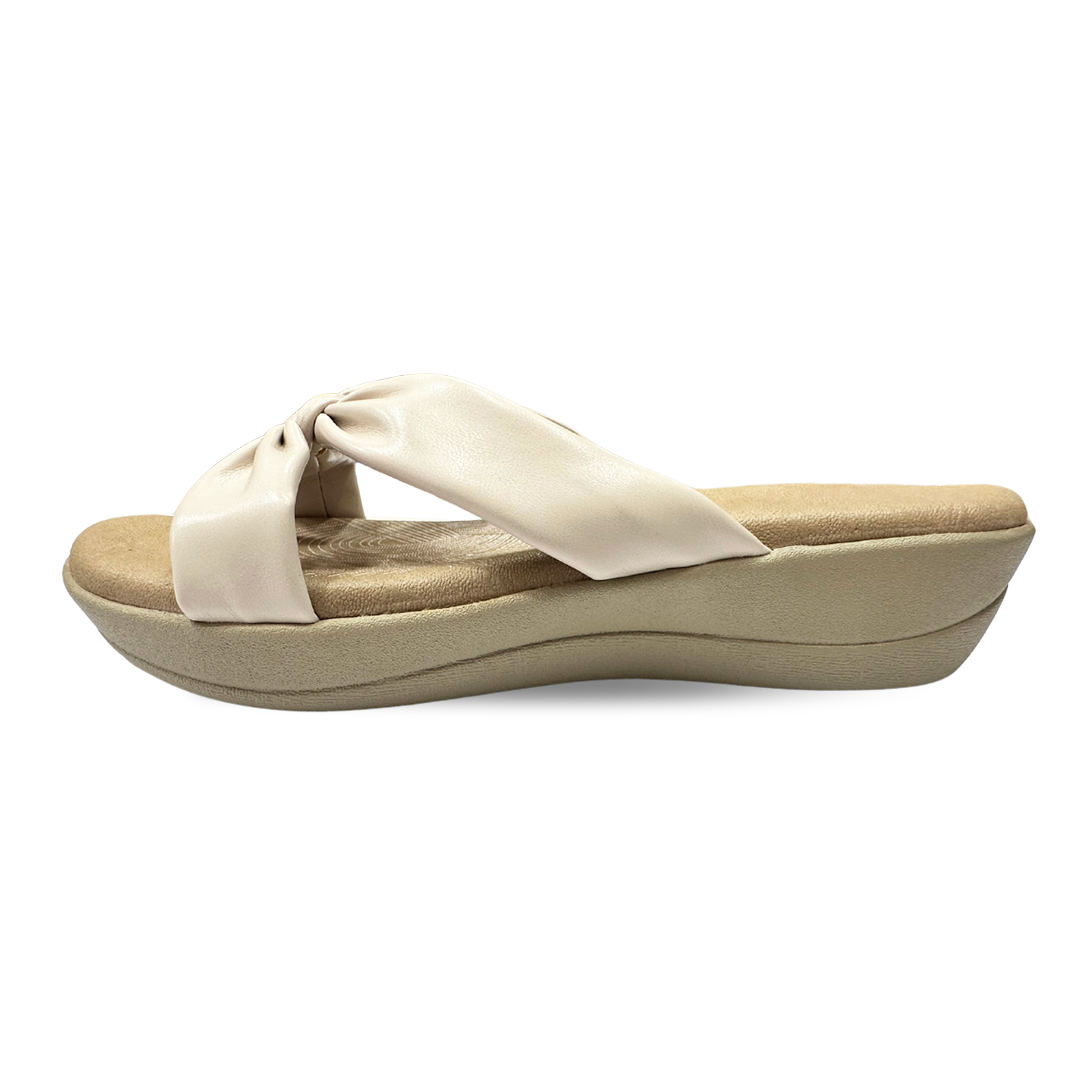Aestify Women’s Cream Knotted Wedge Sandals – Soft Cushioned Slip-On Platform Flip-Flops